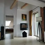 Charming In Old Town With Balcony Apartamento *
