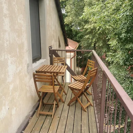 Charming In Old Town With Balcony