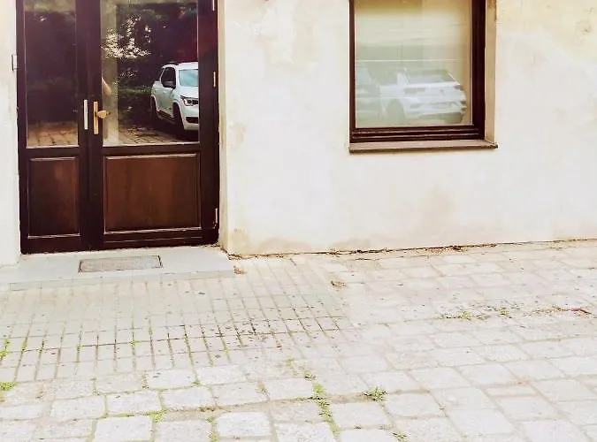 Charming In Old Town With Balcony