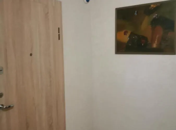 Charming In Old Town With Balcony